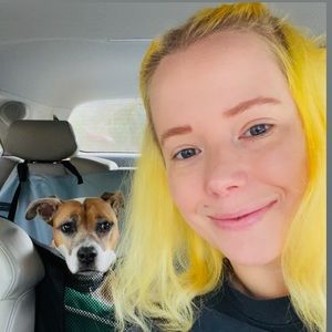 Meet your Posher, Jillian